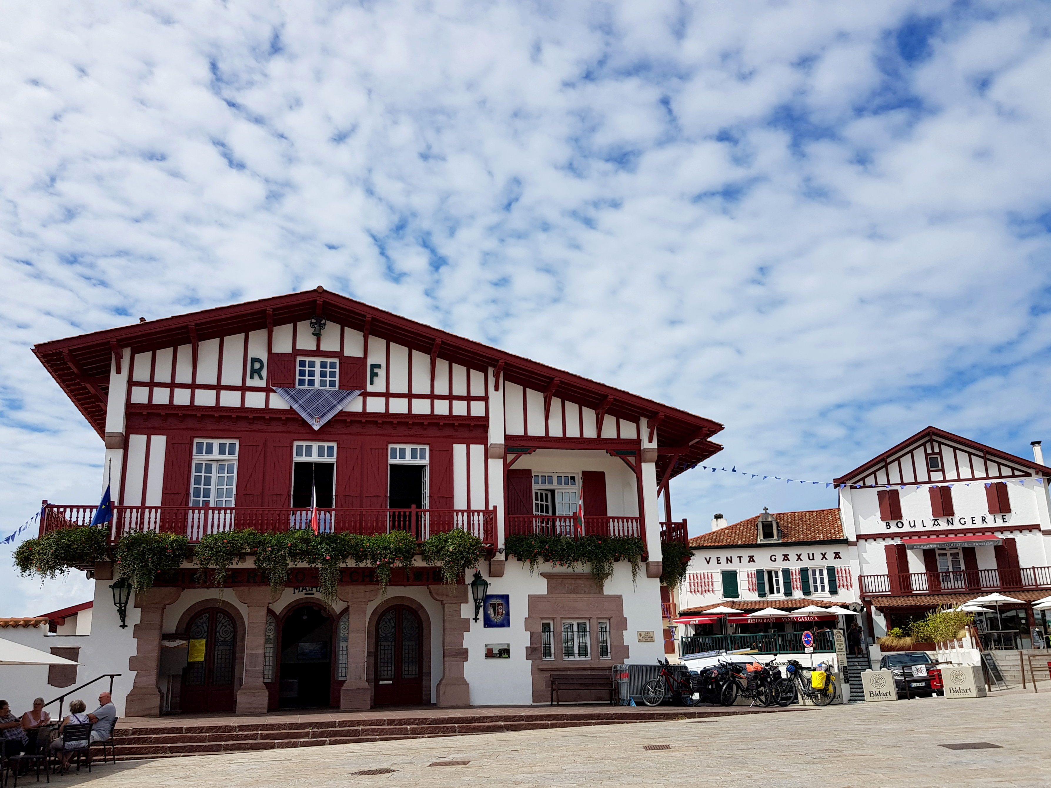 Image for facebook - best 2:1 aspect